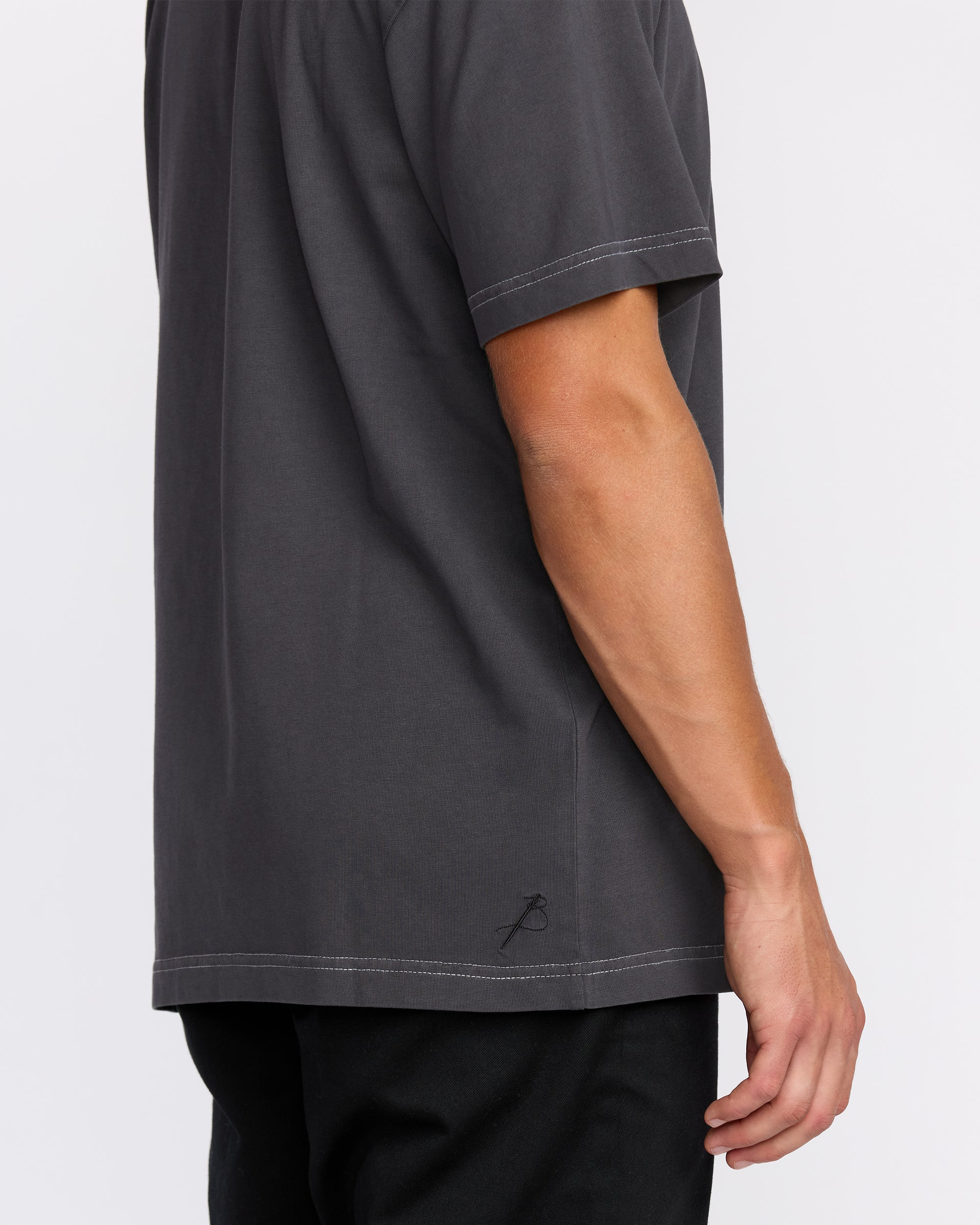 Bird Of Prey Garage OG Short Sleeve T-Shirt - Washed Black - Image 7