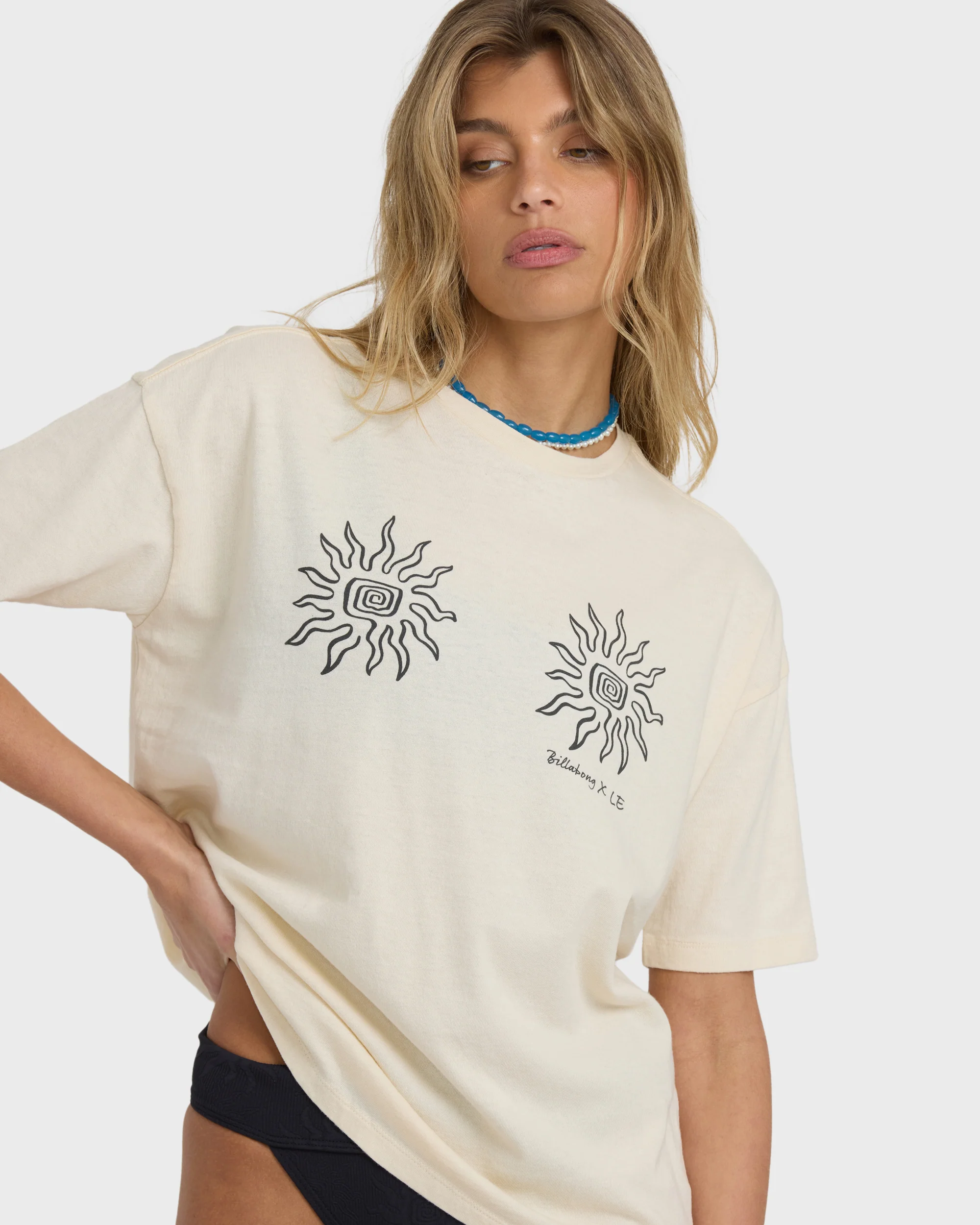 Womens Laura T-Shirt - Image 2