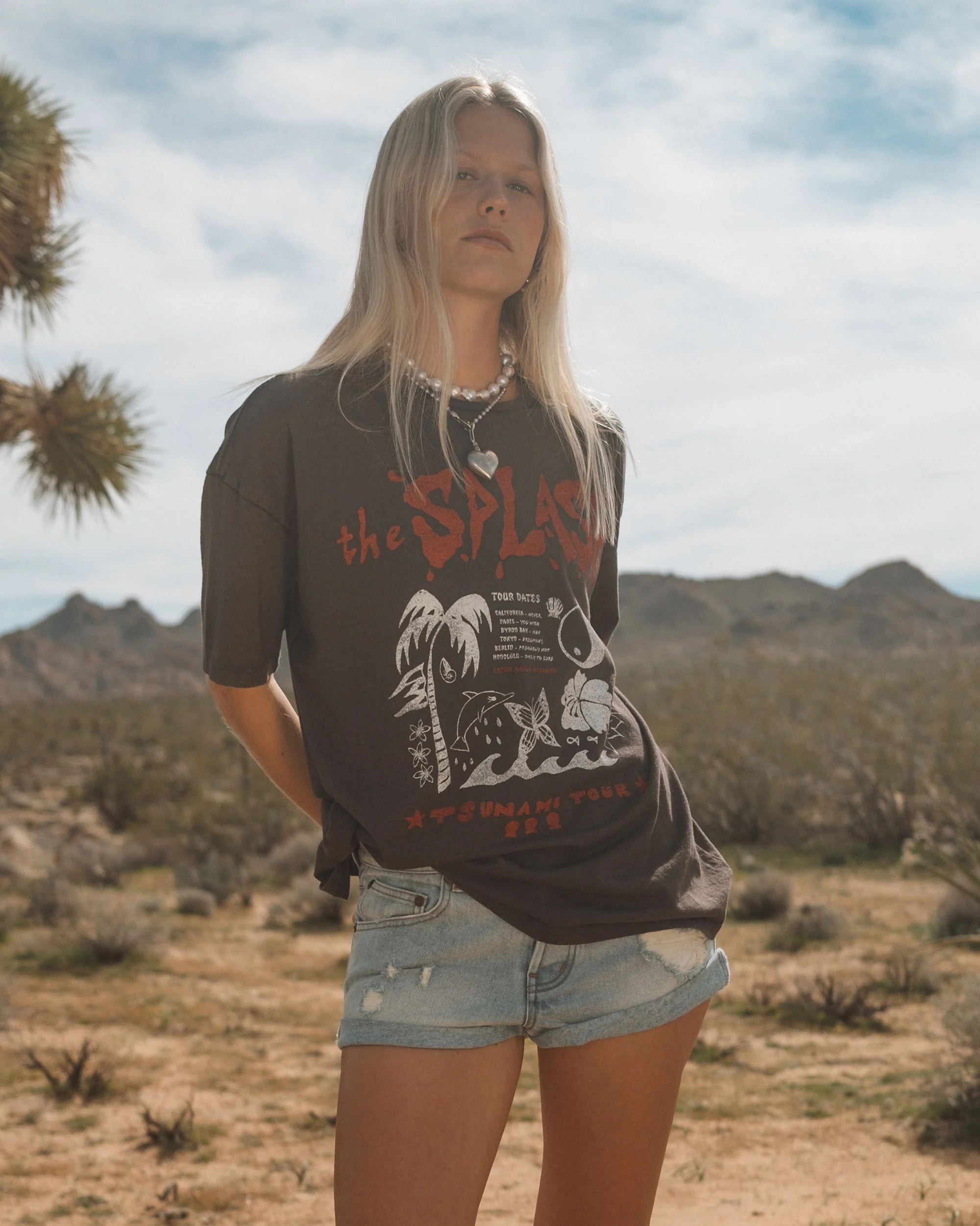 Lottie Hall Short Sleeve T-Shirt - Off Black - Image 6