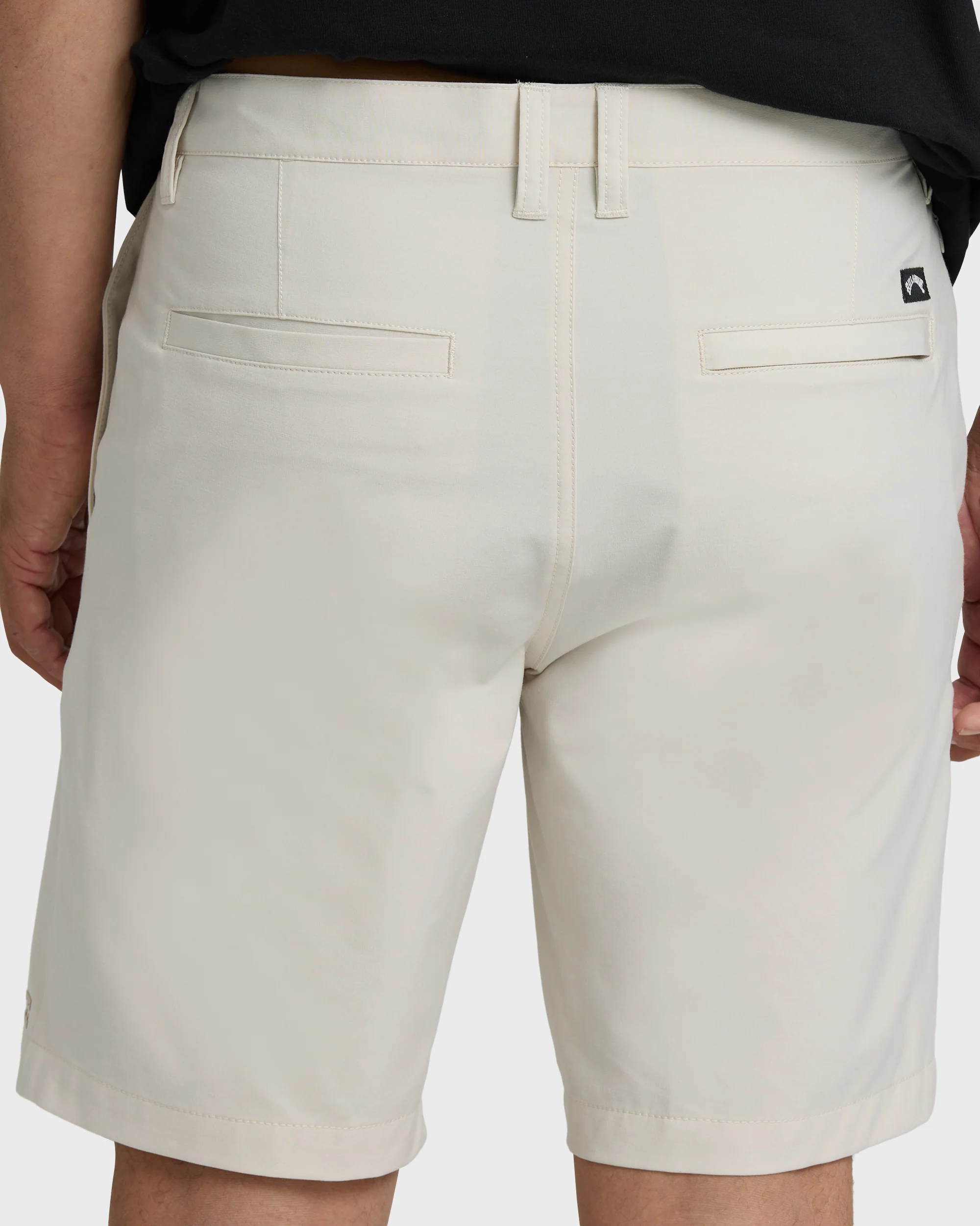 Primary Submersible 18" Hybrid Shorts - Oatmeal - Image 5