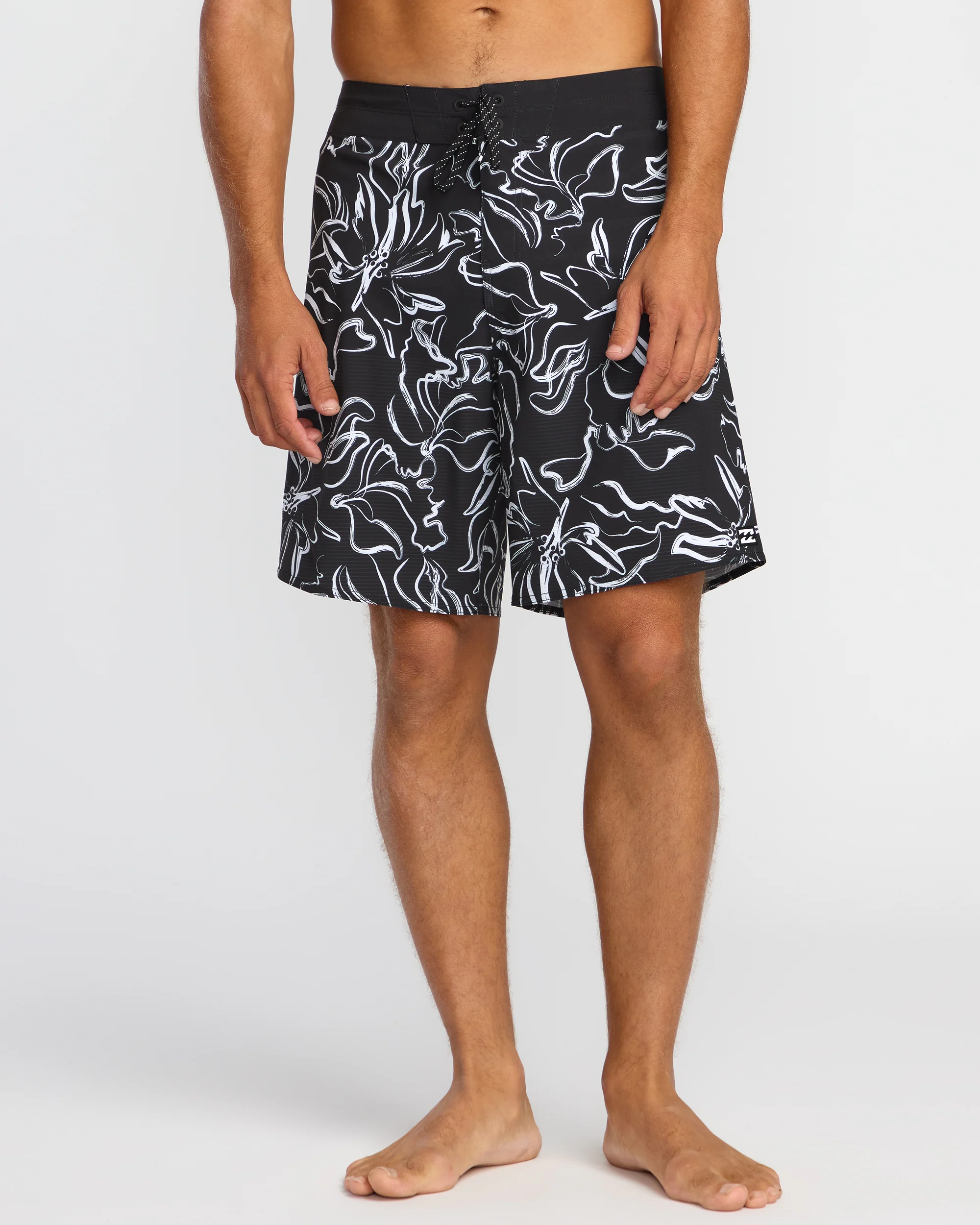 Sundays Airlite 19" Boardshorts - Black White - Image 2