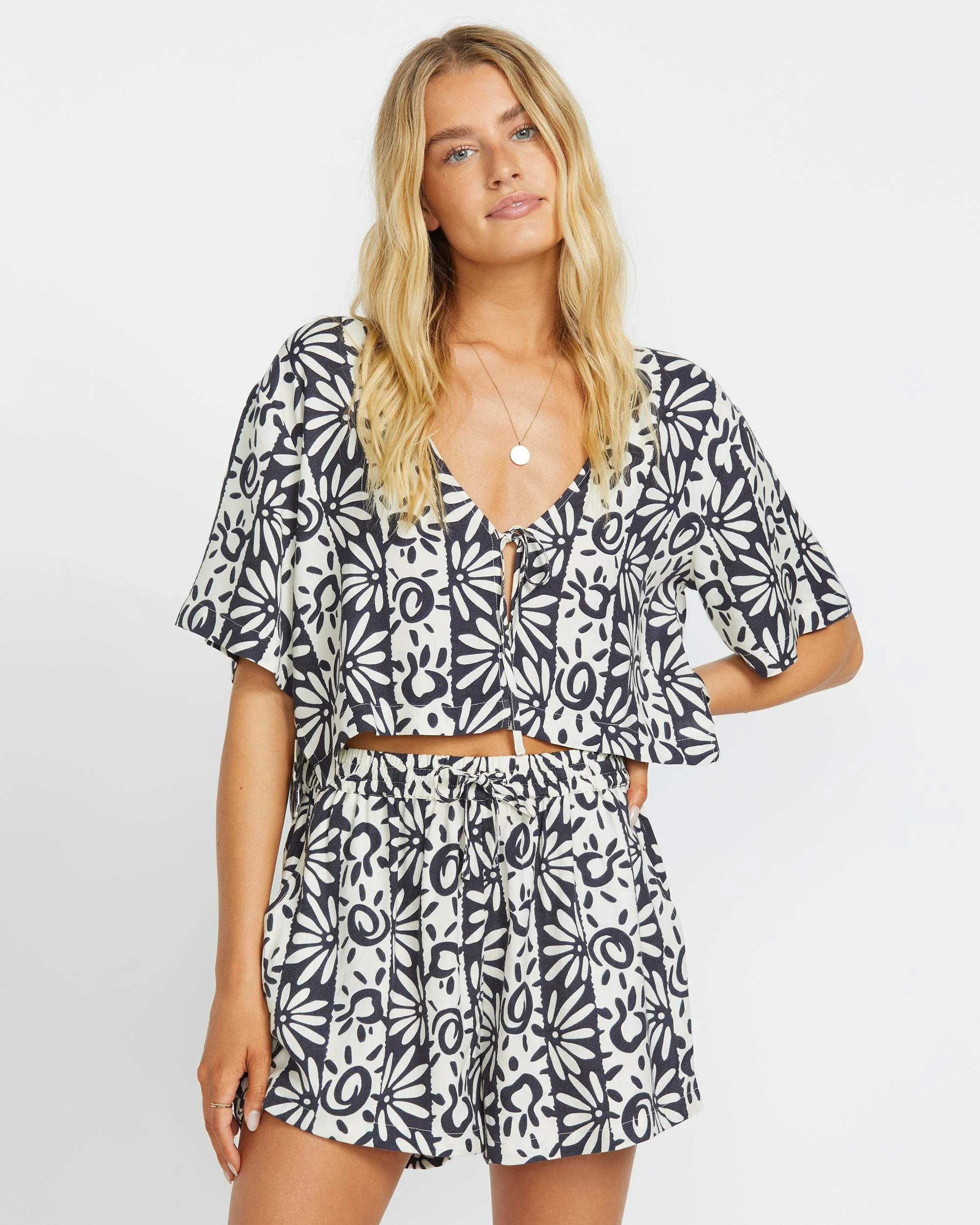 Womens Sunflower Elastic Waist Shorts - Image 2