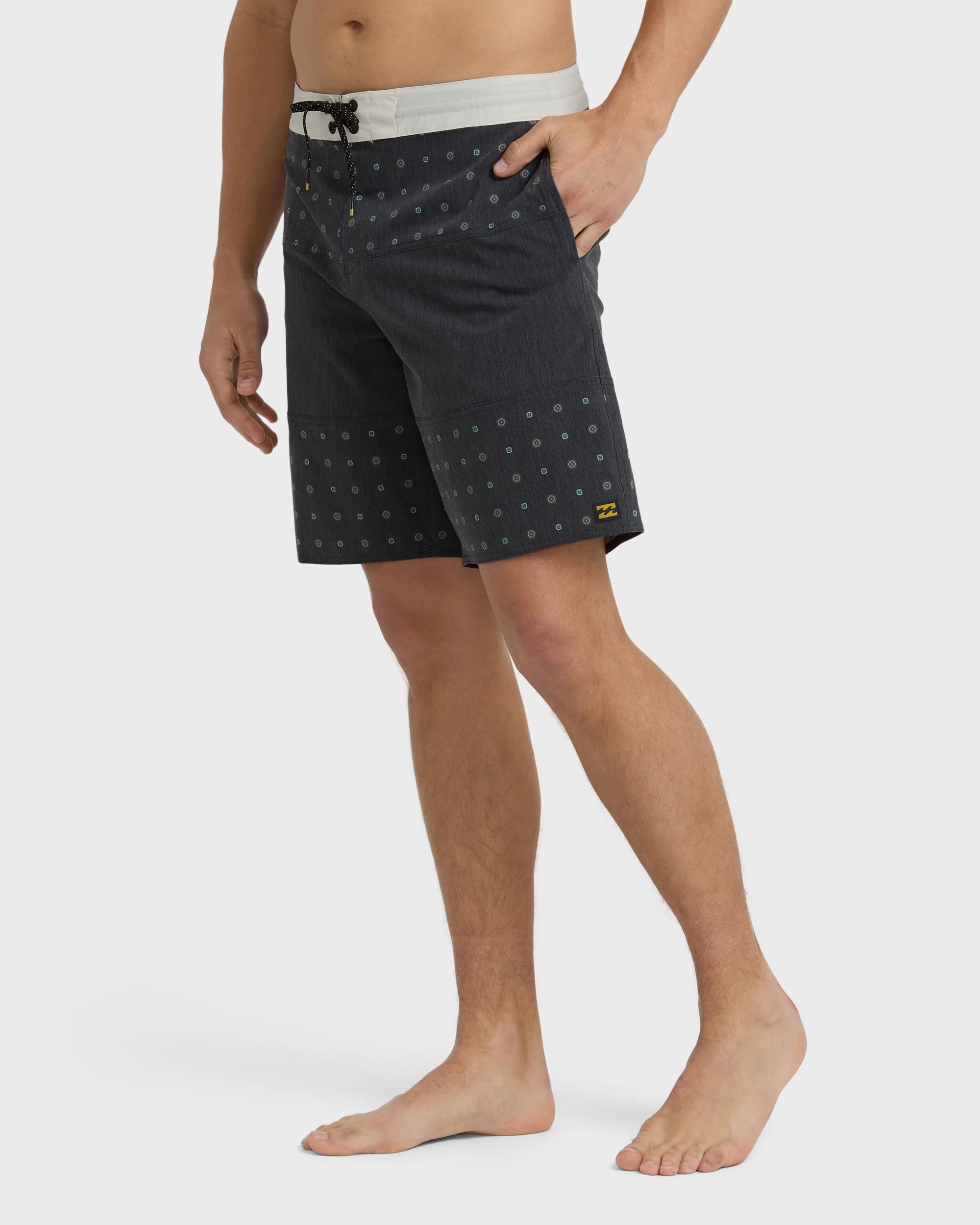 Tribong Lo Tide 19" Boardshorts - Black - Image 3
